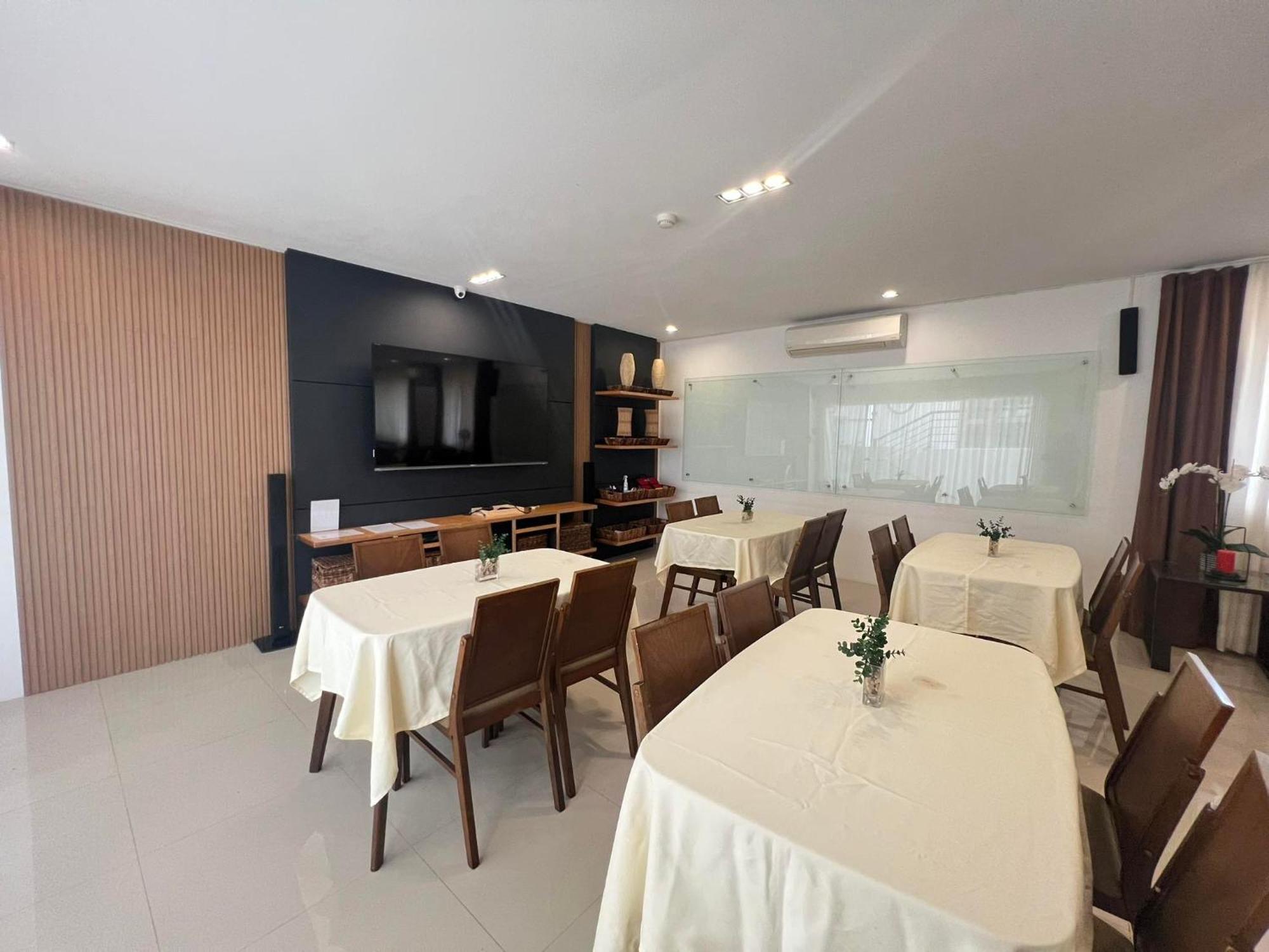Casa Escondida Anilao Resort And Dive Center 马比尼 外观 照片